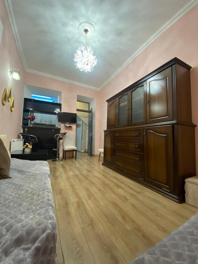 Honey Apartment Тбилиси Екстериор снимка